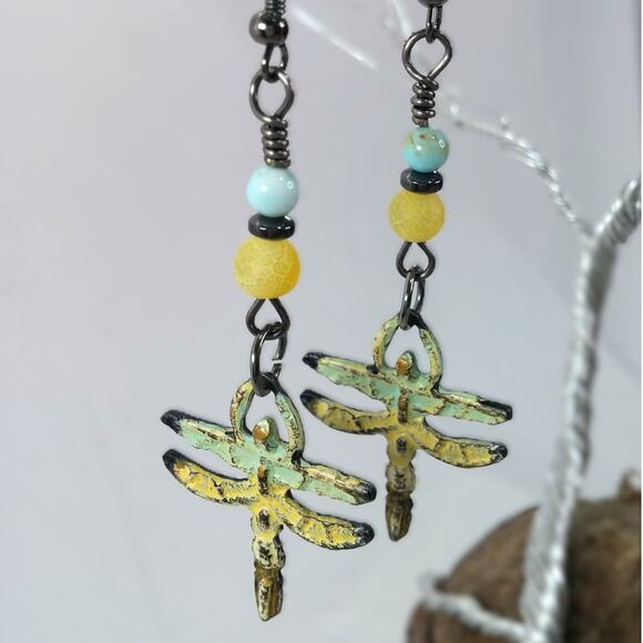 NEW Artisan Pewter Dragonfly Earrings Yellow Green Distressed Dangle Lead Free - Picture 7 of 11